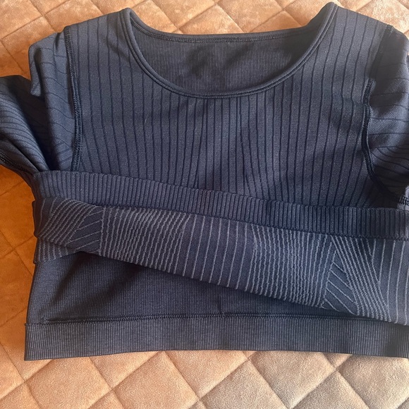 lululemon ebb to street long sleeve - Picture 4 of 7